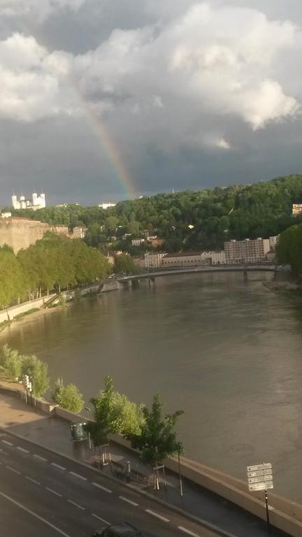 Cocon Au Pied De La Croix Rousse Appartement Lyon Buitenkant foto